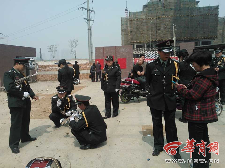 点击图片分享到上海滩微博 点击图片分享到上海滩微博