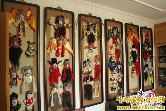 杨玉栋的彩塑脸谱作品 杨玉栋的彩塑脸谱作品