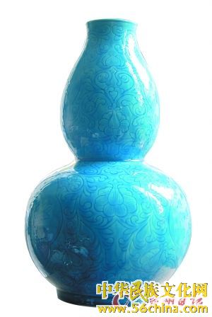 蓝釉葫芦瓶,上世纪50年代厂货,回流出口货。