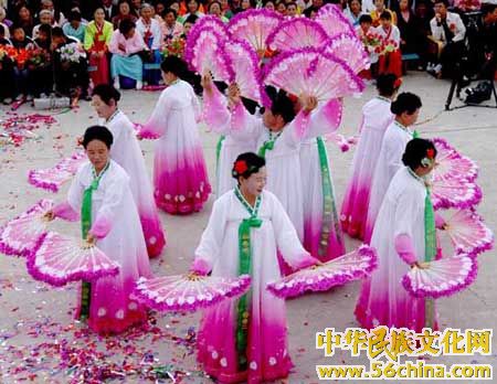 朝鲜族扇子舞 朝鲜族扇子舞