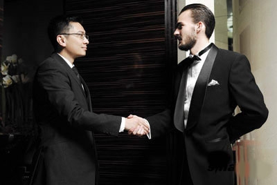 社交中一定要注意的礼仪原则 社交中一定要注意的礼仪原则