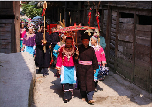 海南苗族的婚恋习俗 海南苗族的婚恋习俗