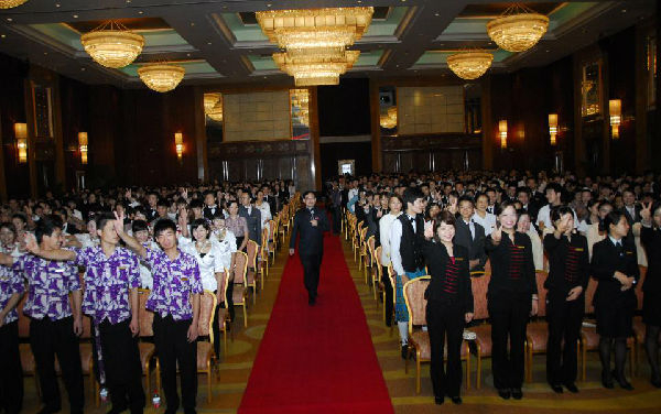 中国礼仪专家李国辉