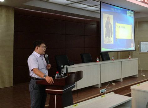 具有儒学思想的礼仪的老师--常峰 \