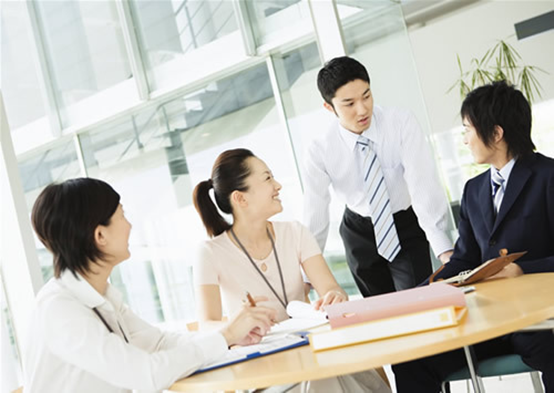 让你的言谈举止“放大”形象 \