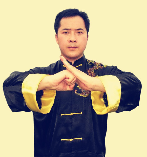 传统相见礼:抱拳礼 传统相见礼:抱拳礼