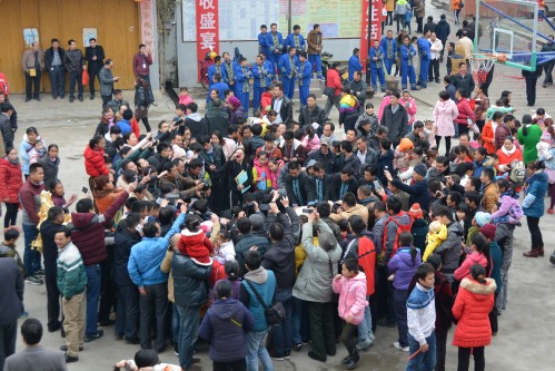 2016年天峨县迎新春群众性文化活动暨旅游推介会之壮乡刨汤节(图)